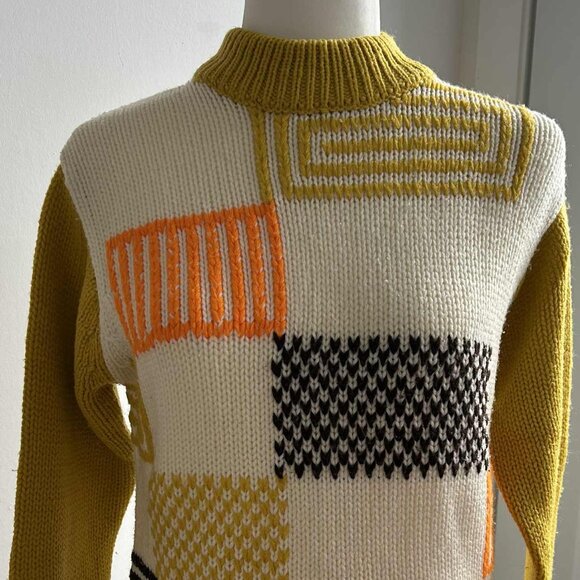 Maglieria di Lusso Cream/Mustard Geometric Embroidered Mock-Neck Sweater – EU M - Picture 3 of 11